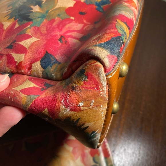 Patricia Nash Colorful Floral Tote and wristlet set - Picture 16 of 16